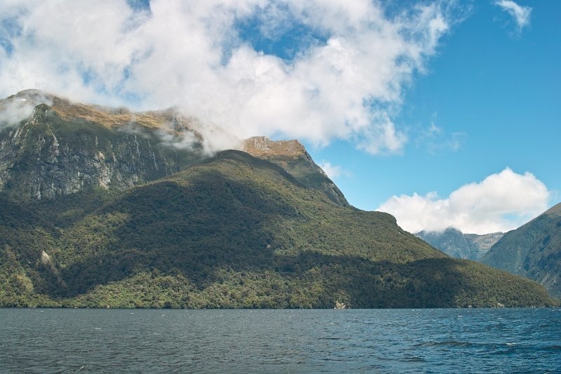 2803 - Doubtful Sound cruise view