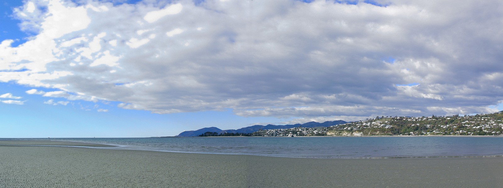 Nelson beach (sand bar) 2 (dual head)